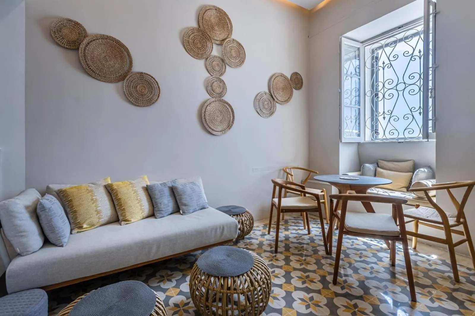 Stylish Seaview Valletta House Apartment
