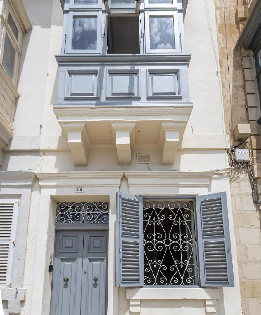 Apartment Stylish Seaview Valletta House